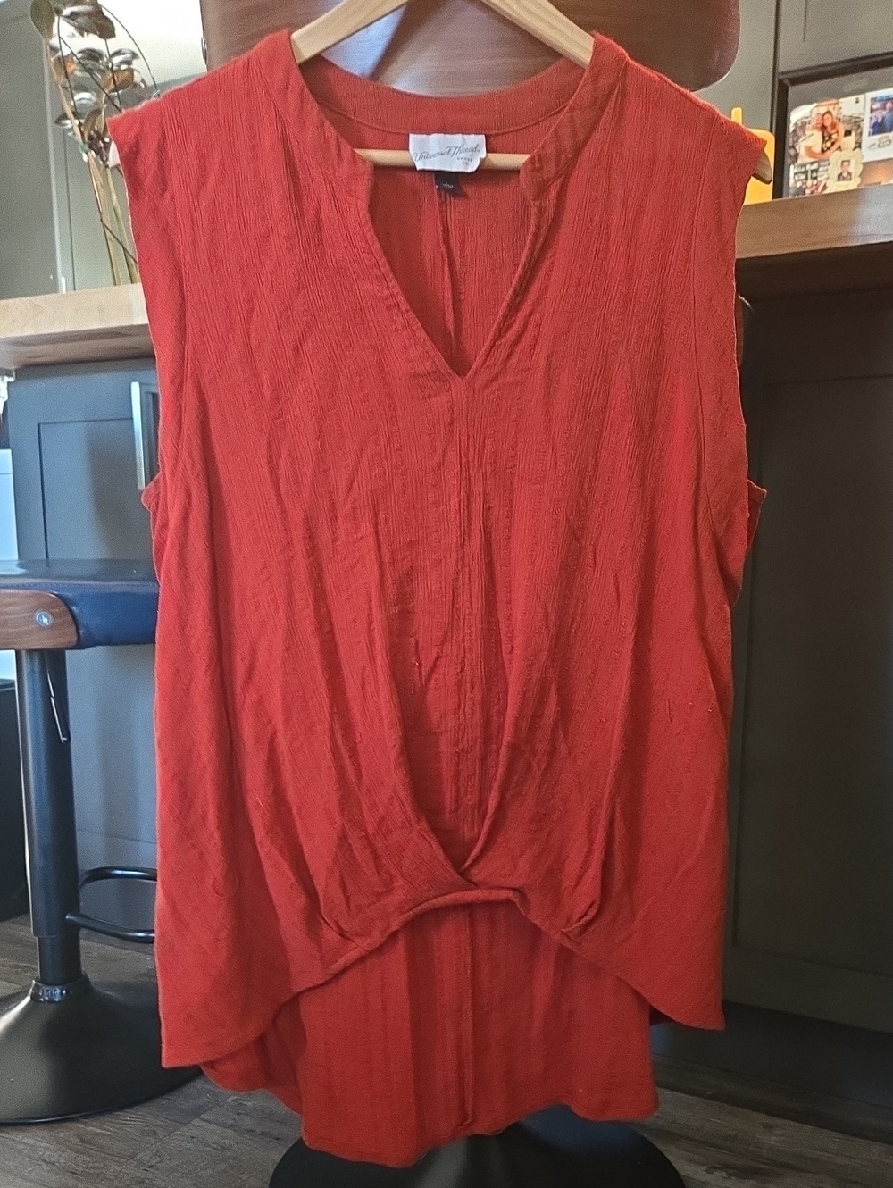 Universal Thread Women's Sleeveless Knot-Front Tank in Rust